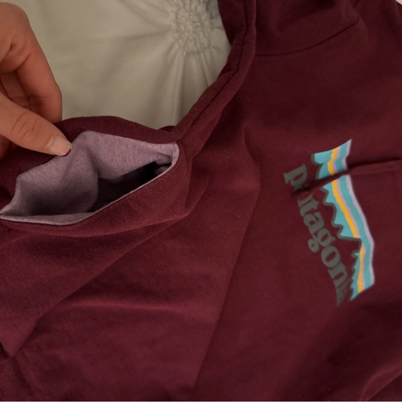 Patagonia Burgundy Sweatshirt - Picture 5 of 6